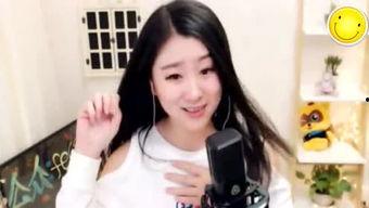 视讯女主播宝拉,视讯女主播的璀璨星途与魅力人生