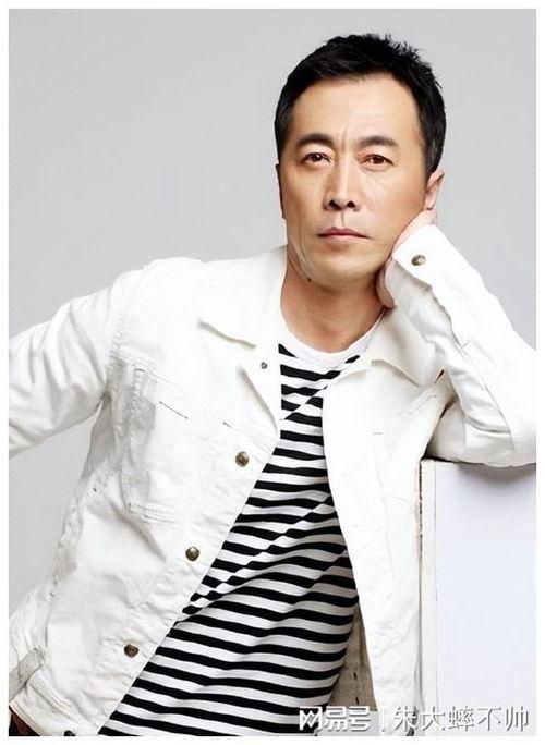 50岁左右的男演员